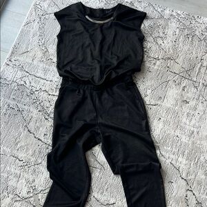 Chic Black Sleeveless Jumpsuit